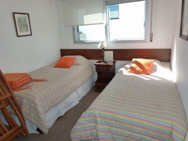 Departamento en venta y alquiler frente al puerto Punta del Este